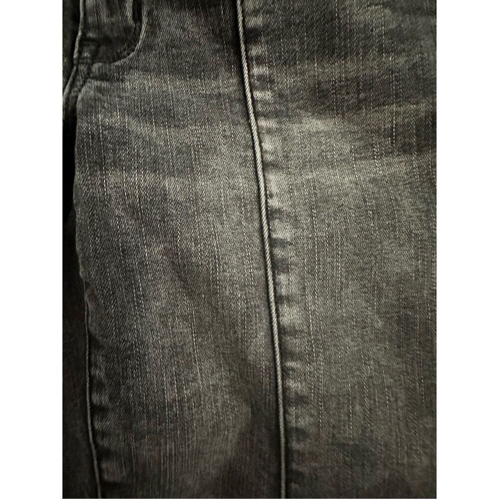 American Eagle Next Level Stretch Ankle Short Crop Black Distressed Jeans - Picture 5 of 7